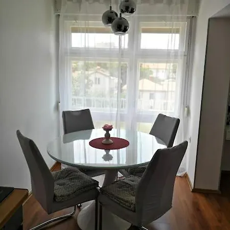 Leda Apartment *