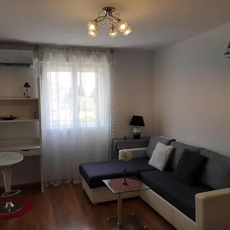 Leda Apartment Pula